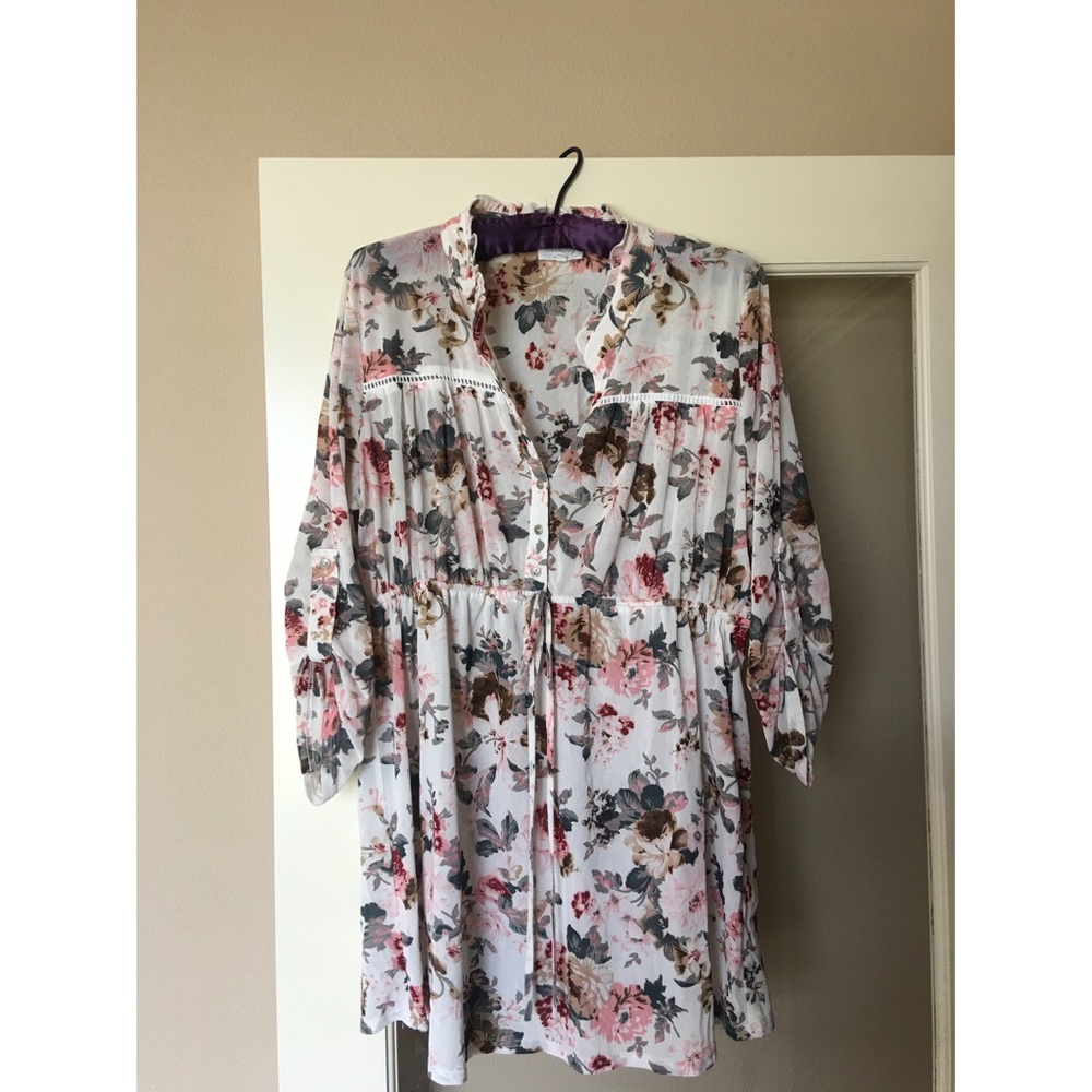 Siren Lily Floral Maternity Blouse.